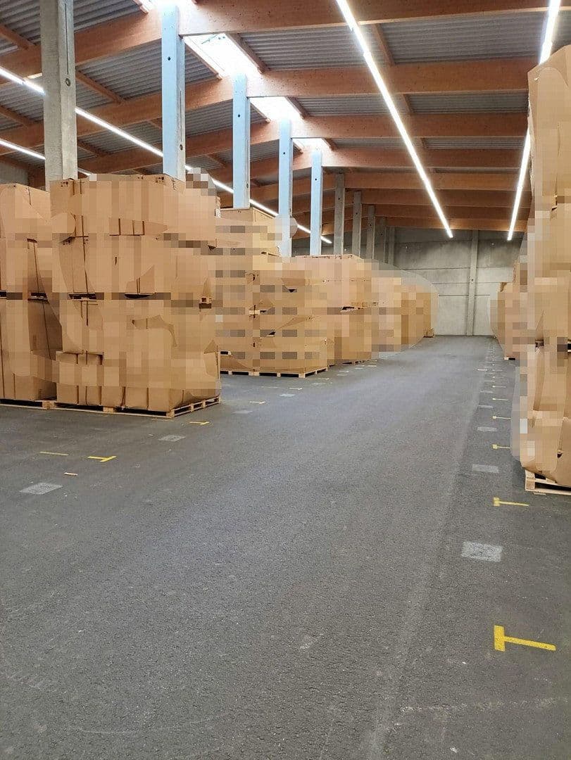 Pronájem nebytového prostoru 7.120 m², Im Gewerbepark 1, Hunderdorf, Bavorsko Pronájem nebytového prostoru 7.120 m², Im Gewerbepark 1, Hunderdorf, Bavorsko