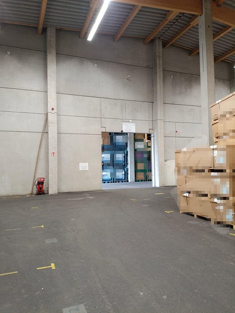 Pronájem nebytového prostoru 7.120 m², Im Gewerbepark 1, Hunderdorf, Bavorsko Pronájem nebytového prostoru 7.120 m², Im Gewerbepark 1, Hunderdorf, Bavorsko