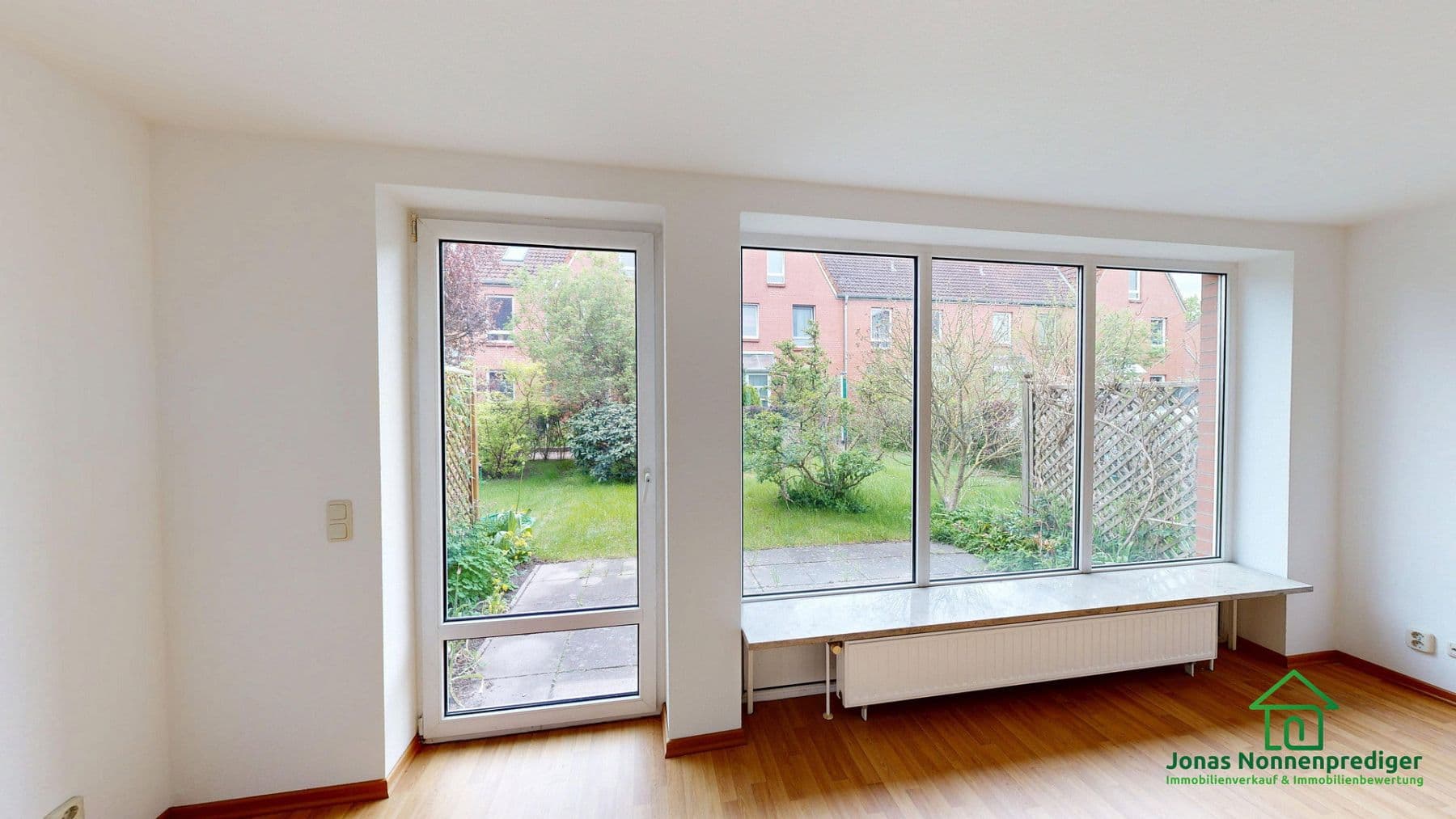 Prodej domu 151 m², pozemek 227 m², Nedderfeld 112, Schwerin, Mecklenburg-Vorpommern Prodej domu 151 m², pozemek 227 m², Nedderfeld 112, Schwerin, Mecklenburg-Vorpommern
