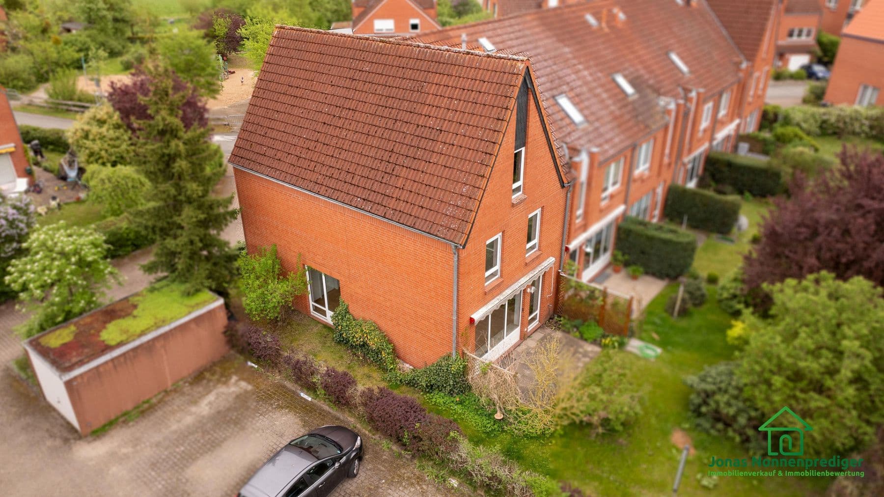 Prodej domu 151 m², pozemek 227 m², Nedderfeld 112, Schwerin, Mecklenburg-Vorpommern Prodej domu 151 m², pozemek 227 m², Nedderfeld 112, Schwerin, Mecklenburg-Vorpommern