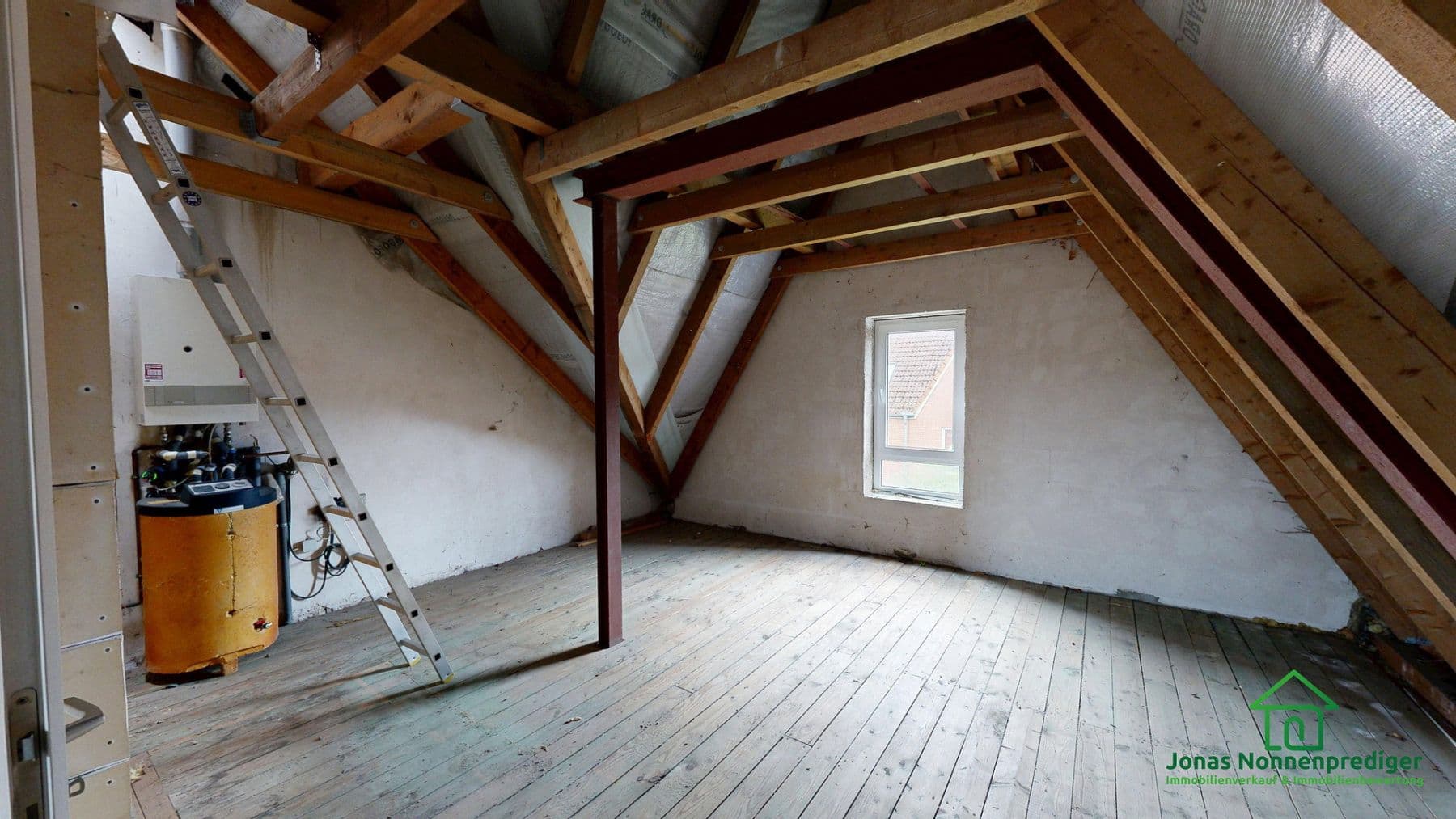 Prodej domu 151 m², pozemek 227 m², Nedderfeld 112, Schwerin, Mecklenburg-Vorpommern Prodej domu 151 m², pozemek 227 m², Nedderfeld 112, Schwerin, Mecklenburg-Vorpommern