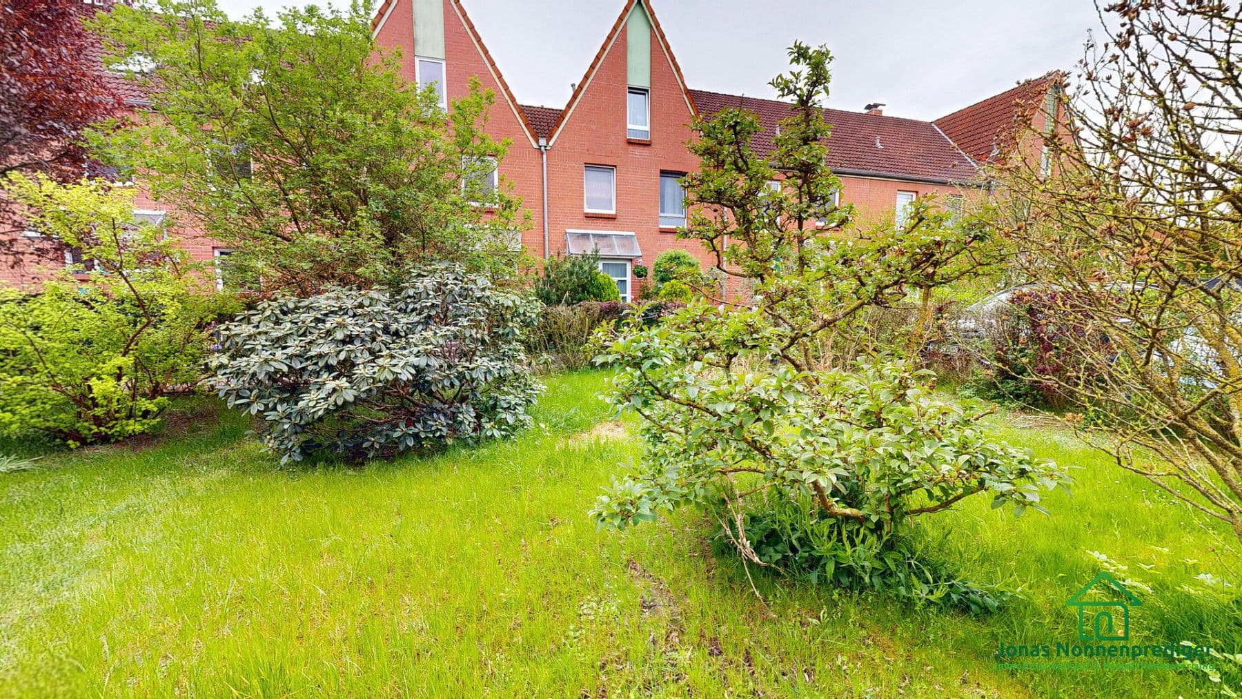 Prodej domu 151 m², pozemek 227 m², Nedderfeld 112, Schwerin, Mecklenburg-Vorpommern Prodej domu 151 m², pozemek 227 m², Nedderfeld 112, Schwerin, Mecklenburg-Vorpommern
