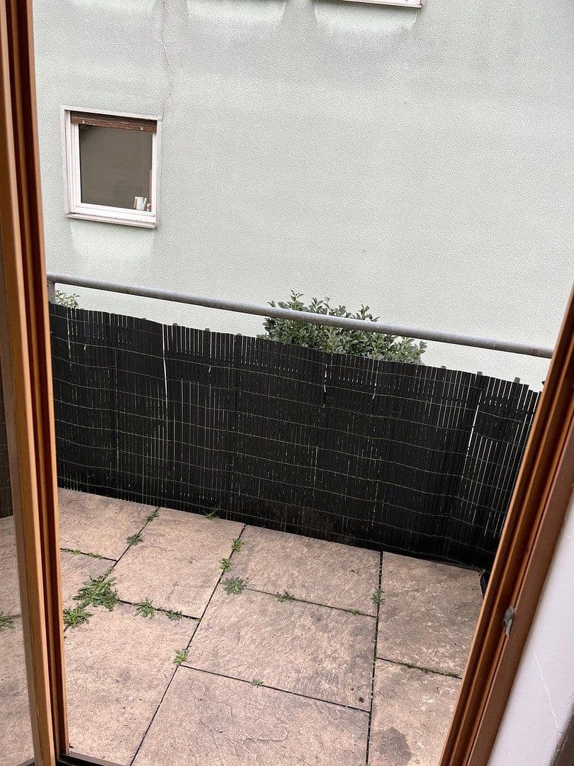 Pronájem bytu 1+1 28 m², Hüttendorfer Straße 4, Erlangen, Bavorsko Pronájem bytu 1+1 28 m², Hüttendorfer Straße 4, Erlangen, Bavorsko