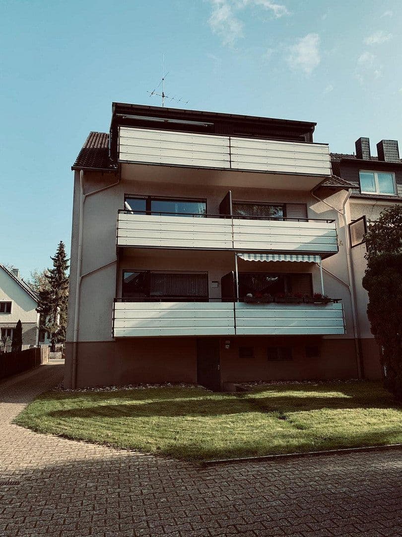 Prodej bytu 4+1 107 m², Oberhausen, Severní Porýní-Vestfálsko Prodej bytu 4+1 107 m², Oberhausen, Severní Porýní-Vestfálsko