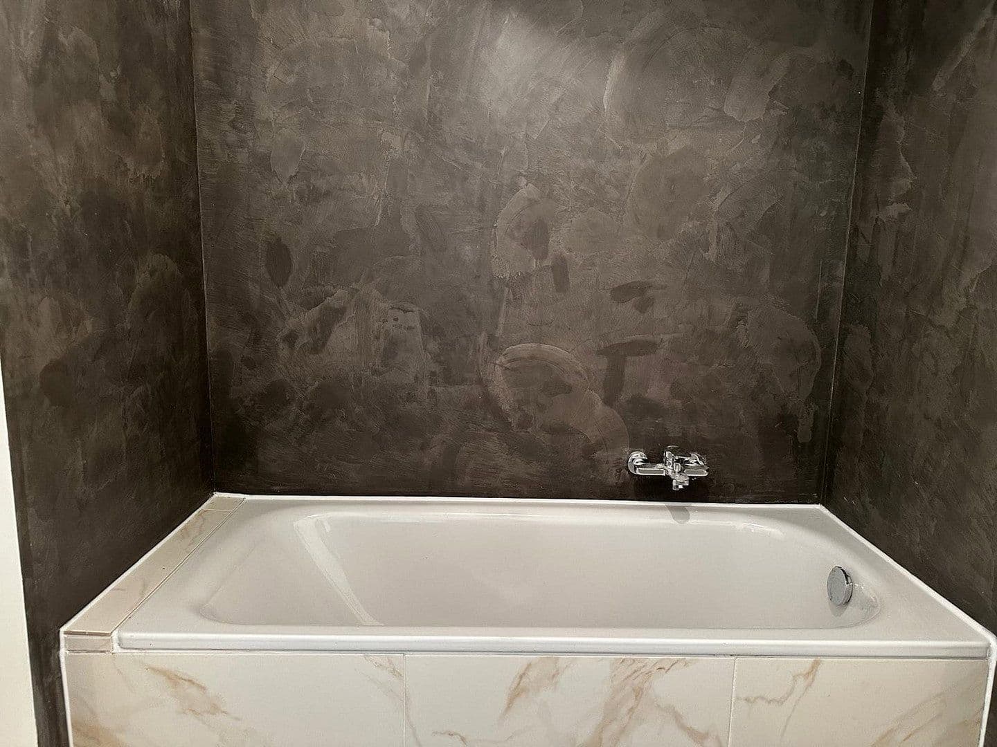 Prodej bytu 4+1 107 m², Oberhausen, Severní Porýní-Vestfálsko Prodej bytu 4+1 107 m², Oberhausen, Severní Porýní-Vestfálsko
