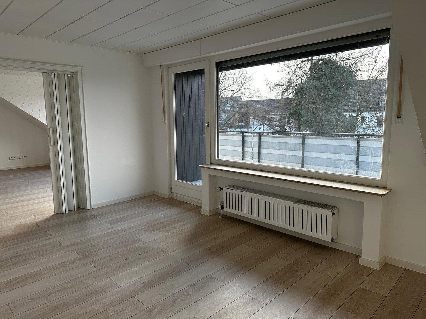 Prodej bytu 4+1 107 m², Oberhausen, Severní Porýní-Vestfálsko Prodej bytu 4+1 107 m², Oberhausen, Severní Porýní-Vestfálsko