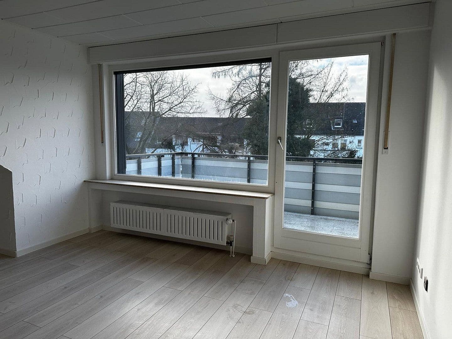 Prodej bytu 4+1 107 m², Oberhausen, Severní Porýní-Vestfálsko Prodej bytu 4+1 107 m², Oberhausen, Severní Porýní-Vestfálsko