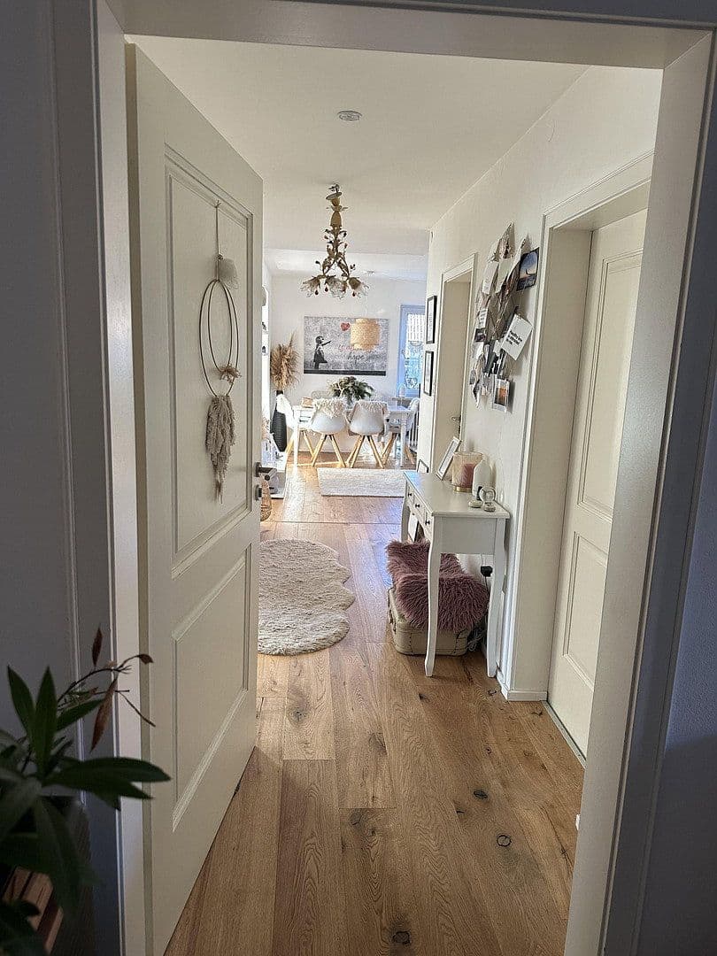 Prodej domu 240 m², pozemek 1.700 m², Aindling, Bavorsko Prodej domu 240 m², pozemek 1.700 m², Aindling, Bavorsko