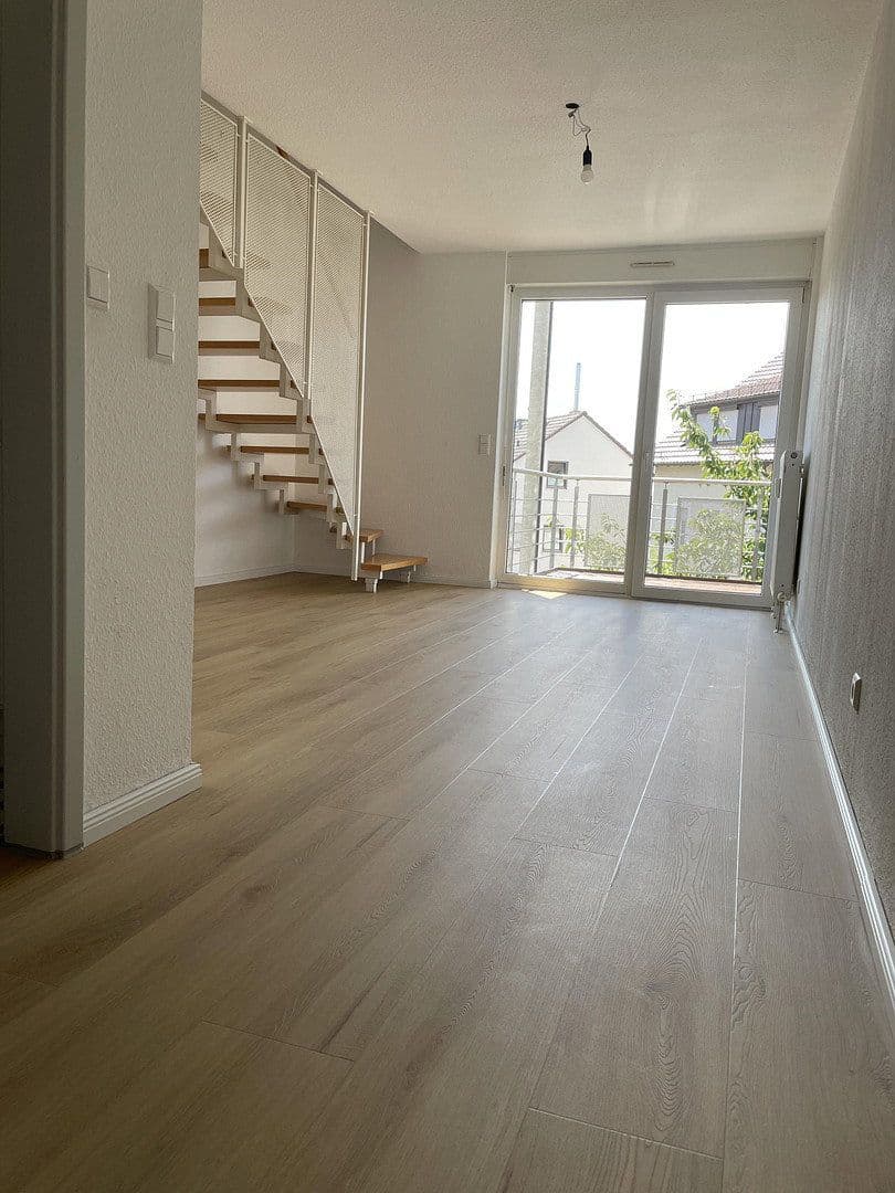 Pronájem bytu 2+1 46 m², Gerlinger Weg 1, Ditzingen, Bádensko-Württembersko Pronájem bytu 2+1 46 m², Gerlinger Weg 1, Ditzingen, Bádensko-Württembersko
