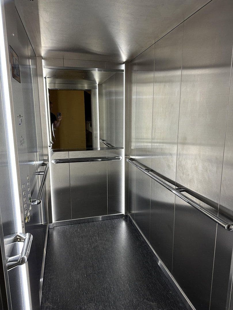 Pronájem bytu 3+1 81 m², Eisenacher Straße 4, Koblenz, Porýní-Falc Pronájem bytu 3+1 81 m², Eisenacher Straße 4, Koblenz, Porýní-Falc