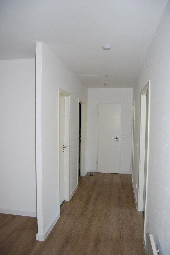Pronájem bytu 3+1 81 m², Eisenacher Straße 4, Koblenz, Porýní-Falc Pronájem bytu 3+1 81 m², Eisenacher Straße 4, Koblenz, Porýní-Falc