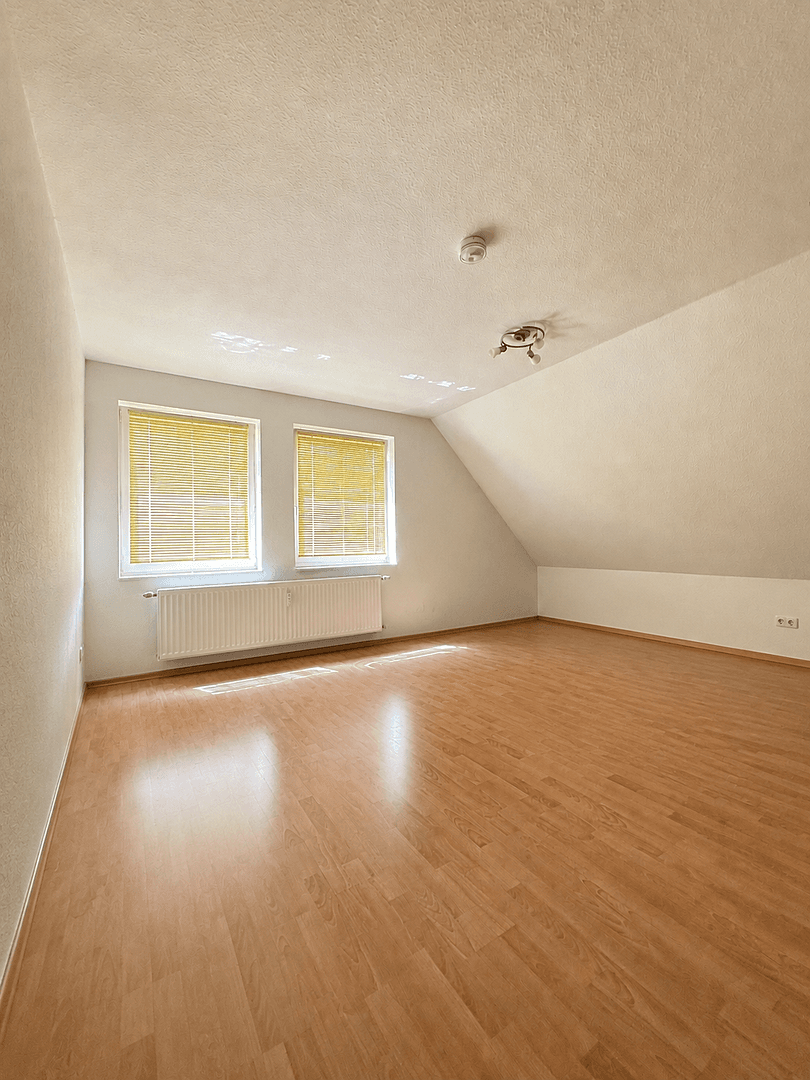 Pronájem bytu 5+kk 120 m², Sickingenstraße 5, Magdeburg, Sasko-Anhaltsko Pronájem bytu 5+kk 120 m², Sickingenstraße 5, Magdeburg, Sasko-Anhaltsko