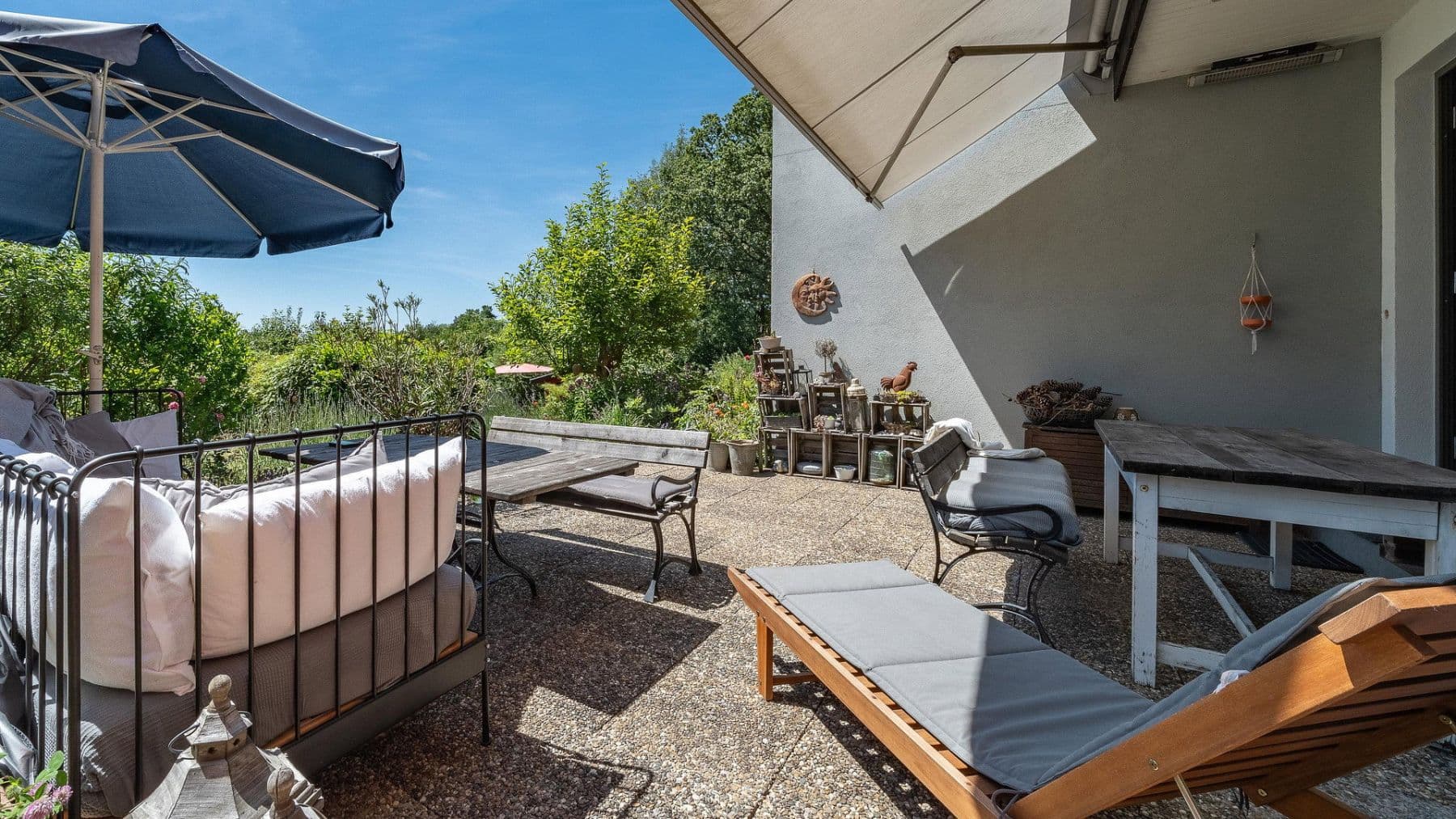 Prodej domu 291 m², pozemek 2.464 m², Daimlerstr. 14, Taunusstein, Hessen Prodej domu 291 m², pozemek 2.464 m², Daimlerstr. 14, Taunusstein, Hessen