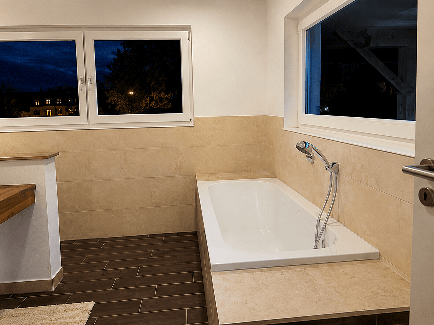 Prodej domu 273 m², pozemek 655 m², Alfred-Nobel-Ring 14, Einbeck, Dolní Sasko Prodej domu 273 m², pozemek 655 m², Alfred-Nobel-Ring 14, Einbeck, Dolní Sasko