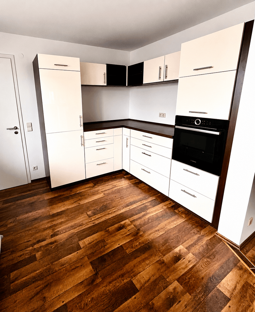 Prodej domu 273 m², pozemek 655 m², Alfred-Nobel-Ring 14, Einbeck, Dolní Sasko Prodej domu 273 m², pozemek 655 m², Alfred-Nobel-Ring 14, Einbeck, Dolní Sasko