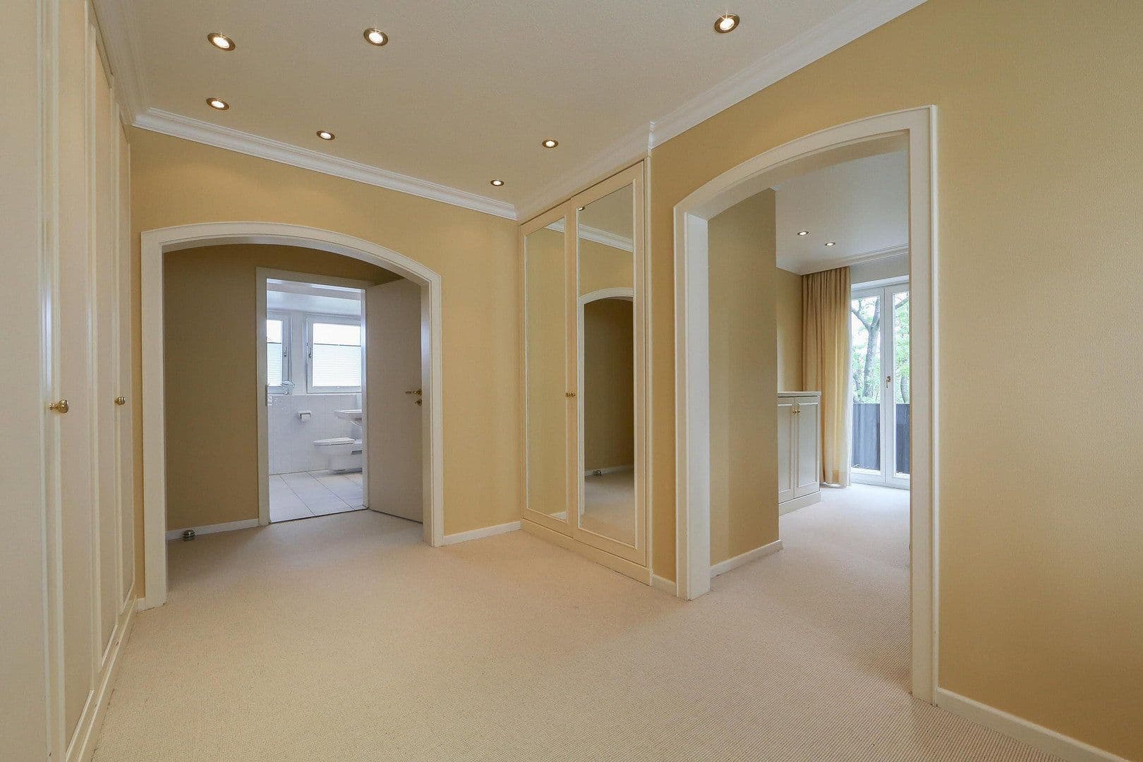 Prodej domu 585 m², pozemek 1.000 m², Helpsen, Dolní Sasko Prodej domu 585 m², pozemek 1.000 m², Helpsen, Dolní Sasko