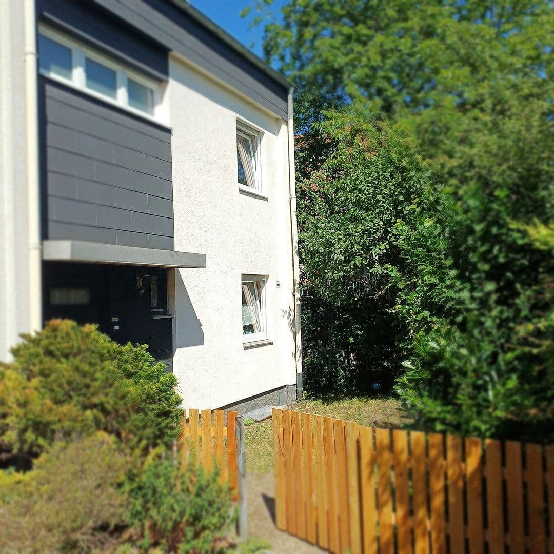 Prodej domu 174 m², pozemek 385 m², Nürnberg, Bavorsko Prodej domu 174 m², pozemek 385 m², Nürnberg, Bavorsko