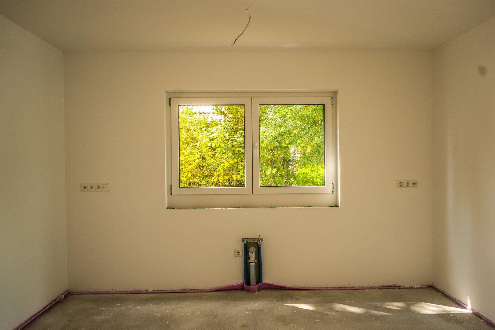 Prodej domu 150 m², pozemek 402 m², Humboldtallee 41, Falkensee, Braniborsko Prodej domu 150 m², pozemek 402 m², Humboldtallee 41, Falkensee, Braniborsko