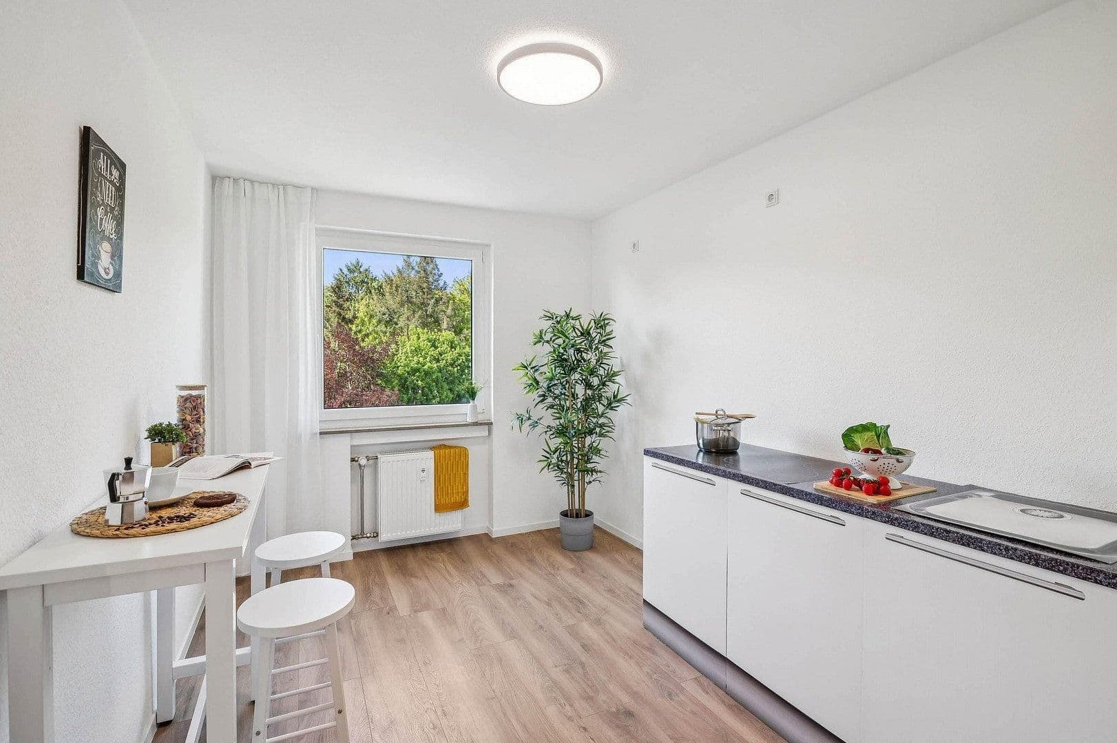 Prodej bytu 3+1 90 m², Breslauer Str.20, Saarbrücken, Země Sársko Prodej bytu 3+1 90 m², Breslauer Str.20, Saarbrücken, Země Sársko