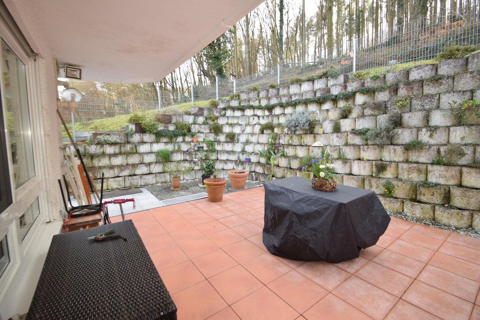 Prodej bytu 3+1 134 m², Meisenweg 2, Bad Neuenahr-Ahrweiler, Porýní-Falc Prodej bytu 3+1 134 m², Meisenweg 2, Bad Neuenahr-Ahrweiler, Porýní-Falc