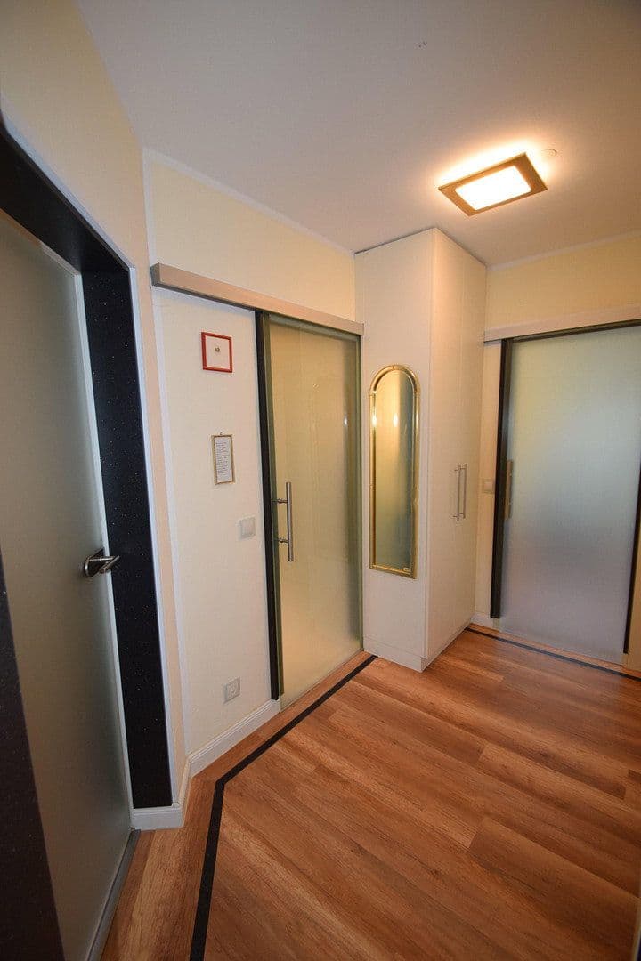 Prodej bytu 3+1 134 m², Meisenweg 2, Bad Neuenahr-Ahrweiler, Porýní-Falc Prodej bytu 3+1 134 m², Meisenweg 2, Bad Neuenahr-Ahrweiler, Porýní-Falc
