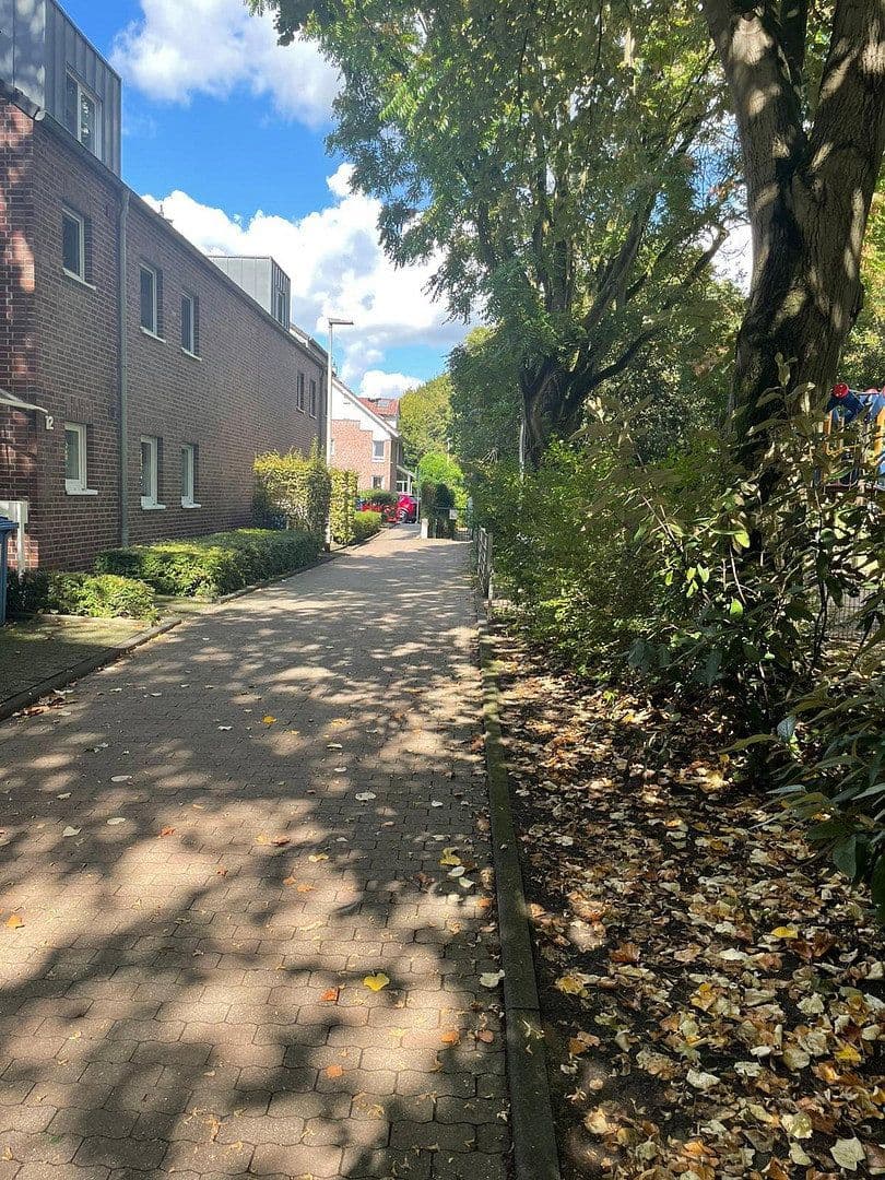 Prodej bytu 2+kk 75 m², Oberhausen, Severní Porýní-Vestfálsko Prodej bytu 2+kk 75 m², Oberhausen, Severní Porýní-Vestfálsko