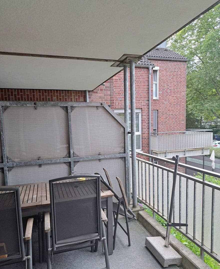 Prodej bytu 2+kk 75 m², Oberhausen, Severní Porýní-Vestfálsko Prodej bytu 2+kk 75 m², Oberhausen, Severní Porýní-Vestfálsko