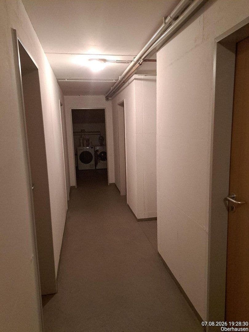 Prodej bytu 2+kk 75 m², Oberhausen, Severní Porýní-Vestfálsko Prodej bytu 2+kk 75 m², Oberhausen, Severní Porýní-Vestfálsko
