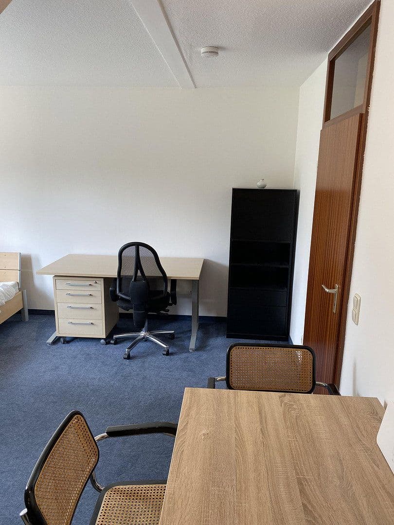 Pronájem bytu 1+1 25 m², Karl-Bröger-Straße 18, Nürnberg, Bavorsko Pronájem bytu 1+1 25 m², Karl-Bröger-Straße 18, Nürnberg, Bavorsko