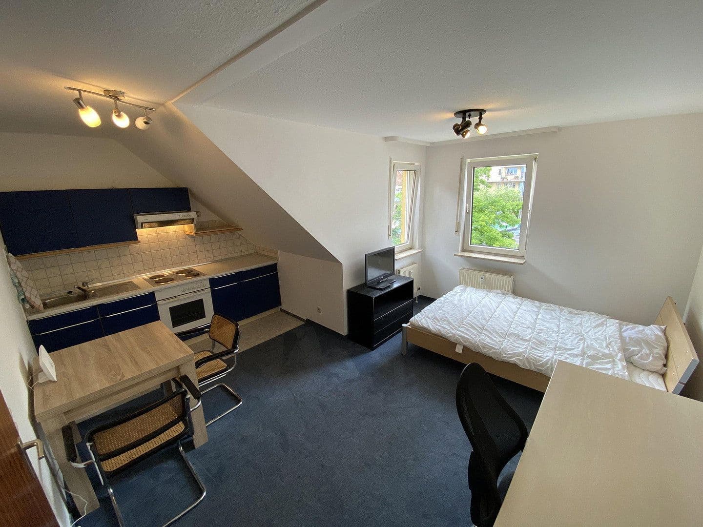 Pronájem bytu 1+1 25 m², Karl-Bröger-Straße 18, Nürnberg, Bavorsko Pronájem bytu 1+1 25 m², Karl-Bröger-Straße 18, Nürnberg, Bavorsko