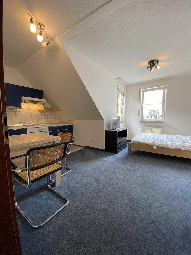 Pronájem bytu 1+1 25 m², Karl-Bröger-Straße 18, Nürnberg, Bavorsko Pronájem bytu 1+1 25 m², Karl-Bröger-Straße 18, Nürnberg, Bavorsko