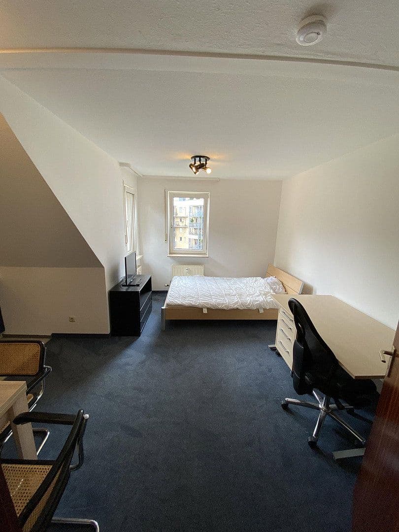 Pronájem bytu 1+1 25 m², Karl-Bröger-Straße 18, Nürnberg, Bavorsko Pronájem bytu 1+1 25 m², Karl-Bröger-Straße 18, Nürnberg, Bavorsko