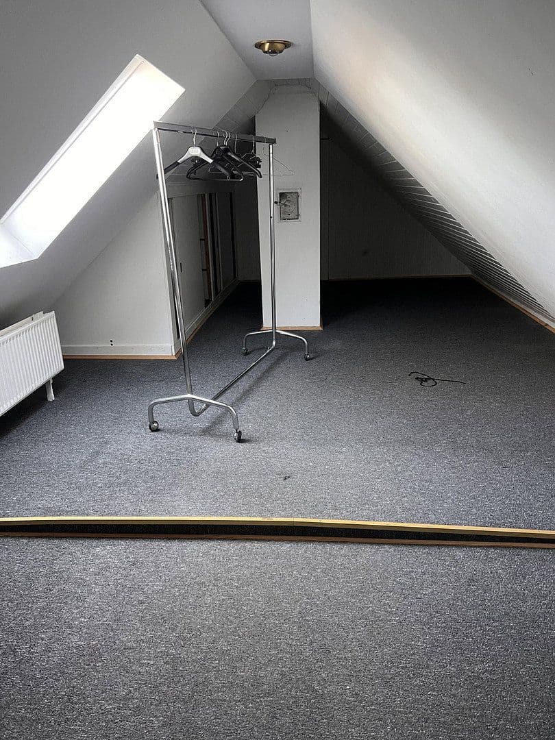 Pronájem domu 250 m², pozemek 2.000 m², Borgholzhausen, Severní Porýní-Vestfálsko Pronájem domu 250 m², pozemek 2.000 m², Borgholzhausen, Severní Porýní-Vestfálsko