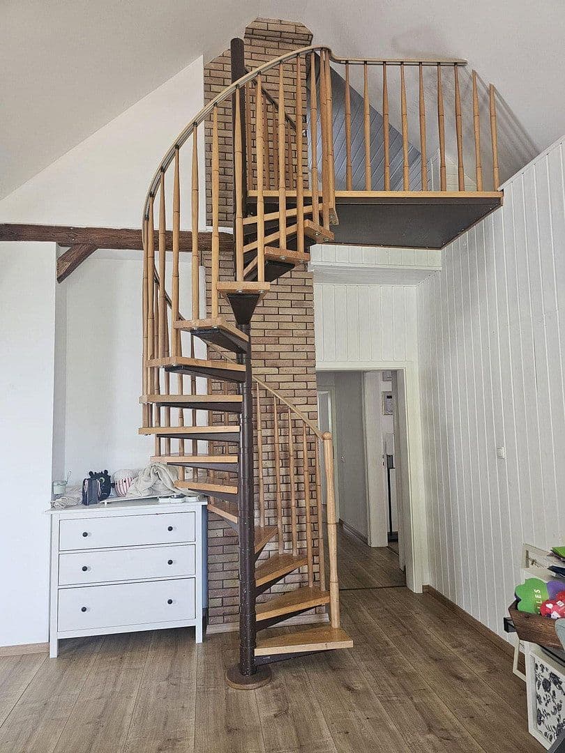 Pronájem domu 250 m², pozemek 2.000 m², Borgholzhausen, Severní Porýní-Vestfálsko Pronájem domu 250 m², pozemek 2.000 m², Borgholzhausen, Severní Porýní-Vestfálsko