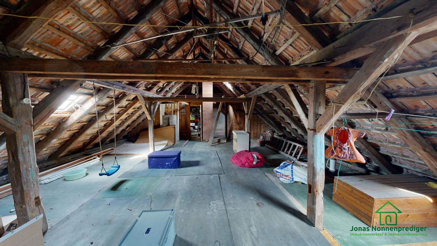 Prodej domu 296 m², pozemek 964 m², Gadebuscher Straße 136, Schwerin, Mecklenburg-Vorpommern Prodej domu 296 m², pozemek 964 m², Gadebuscher Straße 136, Schwerin, Mecklenburg-Vorpommern