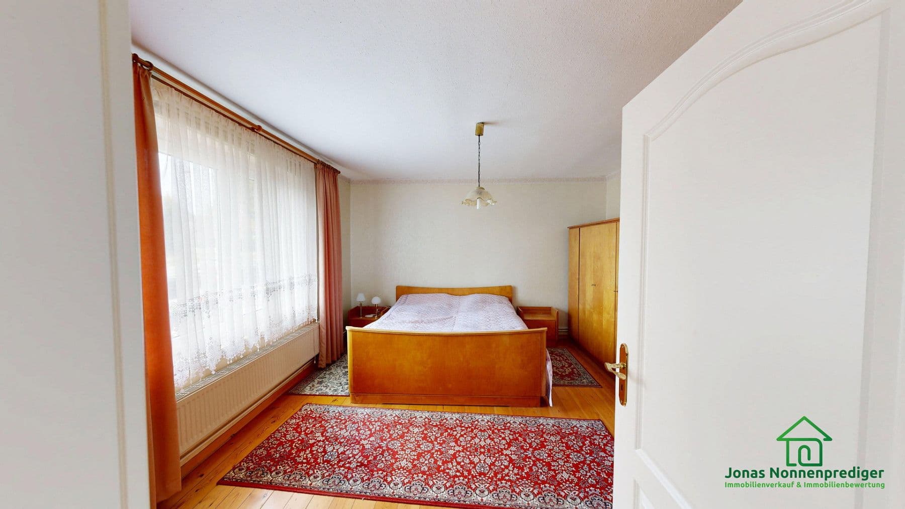 Prodej domu 296 m², pozemek 964 m², Gadebuscher Straße 136, Schwerin, Mecklenburg-Vorpommern Prodej domu 296 m², pozemek 964 m², Gadebuscher Straße 136, Schwerin, Mecklenburg-Vorpommern