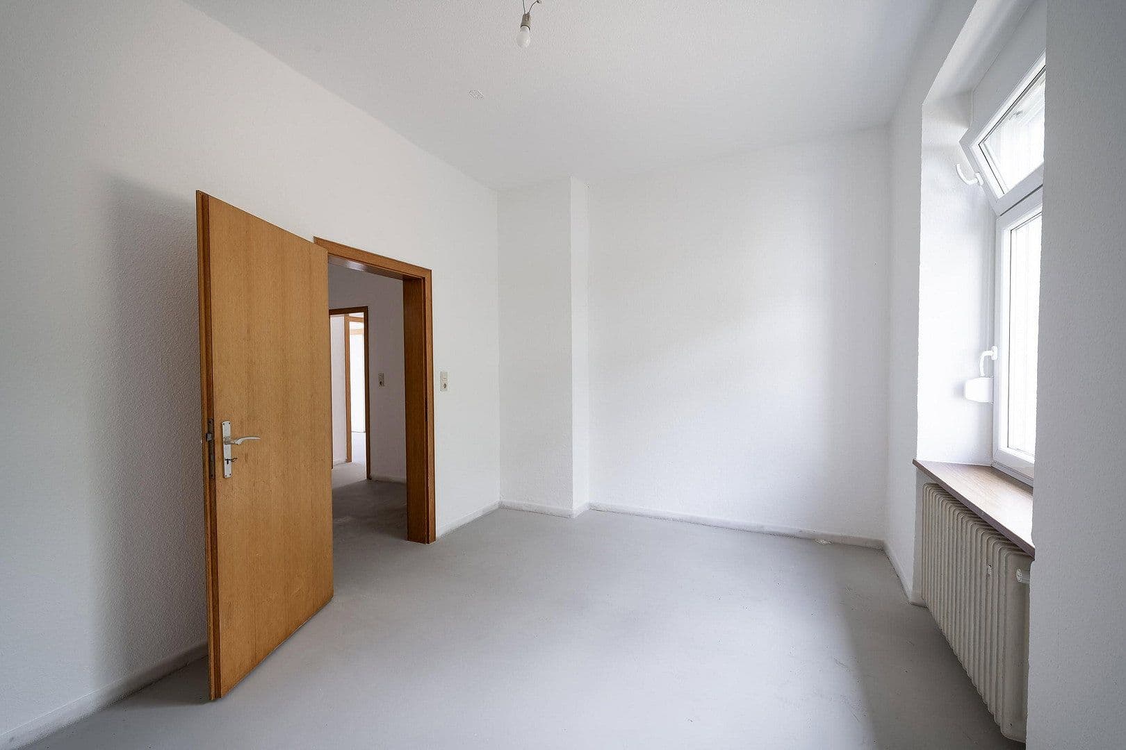 Prodej domu 262 m², pozemek 376 m², In der Märtschelt 8, Cochem, Porýní-Falc Prodej domu 262 m², pozemek 376 m², In der Märtschelt 8, Cochem, Porýní-Falc