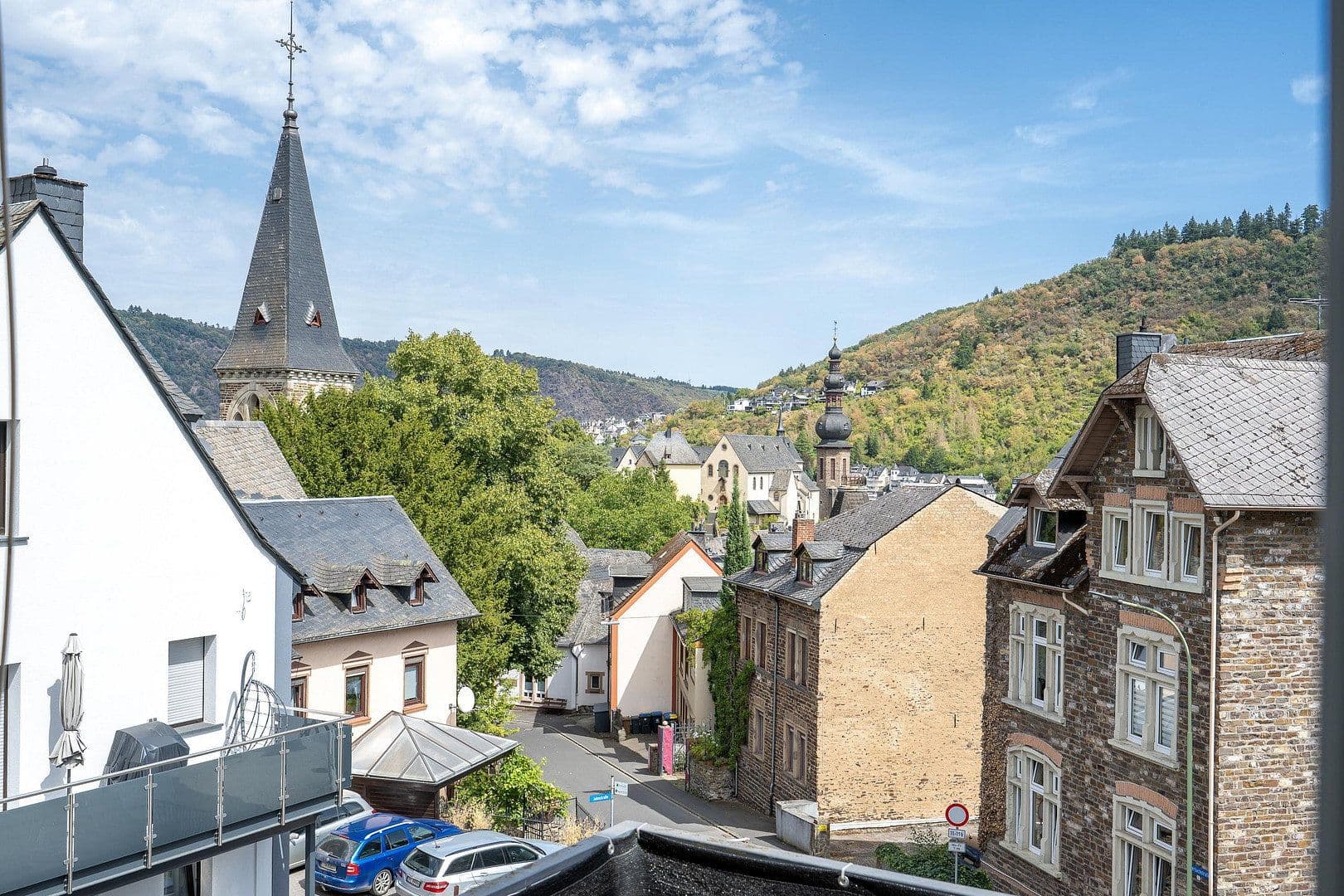 Prodej domu 262 m², pozemek 376 m², In der Märtschelt 8, Cochem, Porýní-Falc Prodej domu 262 m², pozemek 376 m², In der Märtschelt 8, Cochem, Porýní-Falc