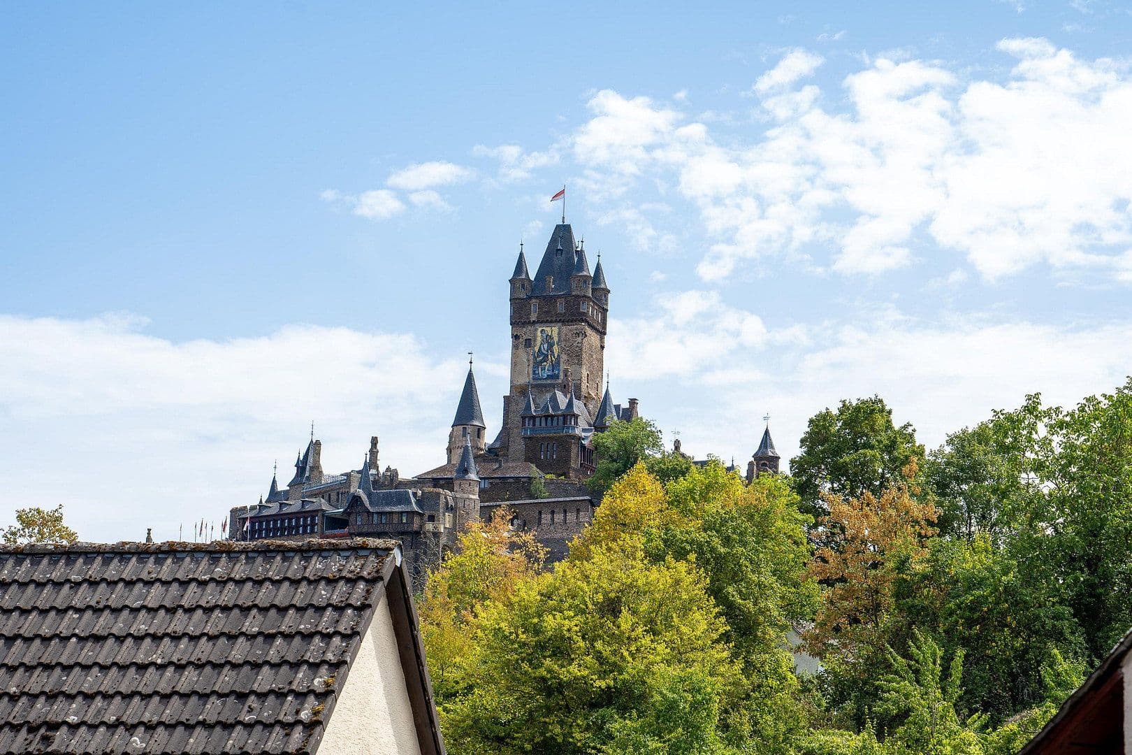 Prodej domu 262 m², pozemek 376 m², In der Märtschelt 8, Cochem, Porýní-Falc Prodej domu 262 m², pozemek 376 m², In der Märtschelt 8, Cochem, Porýní-Falc