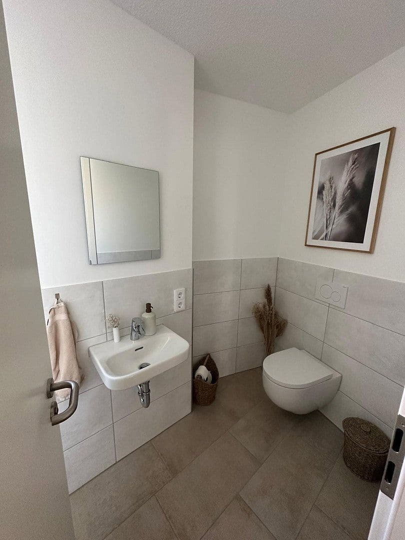 Pronájem bytu 3+1 78 m², Flörsheim, Hessen Pronájem bytu 3+1 78 m², Flörsheim, Hessen