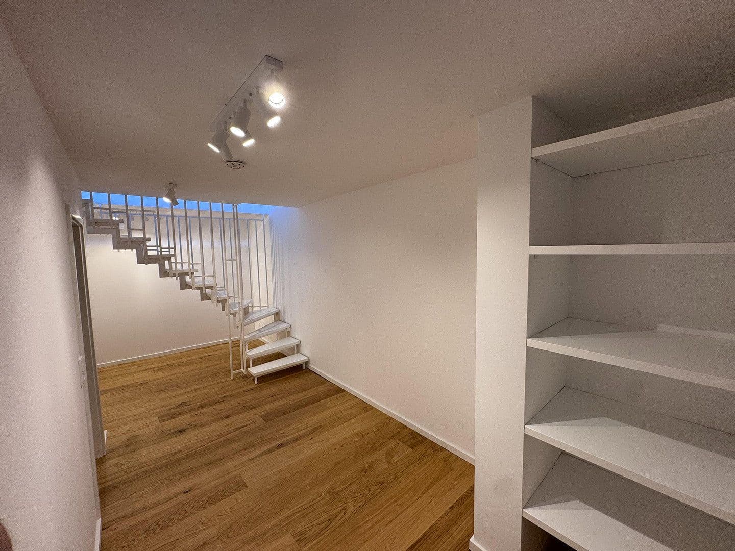 Prodej bytu 2+kk 64 m², Hamburg, Hamburg Prodej bytu 2+kk 64 m², Hamburg, Hamburg