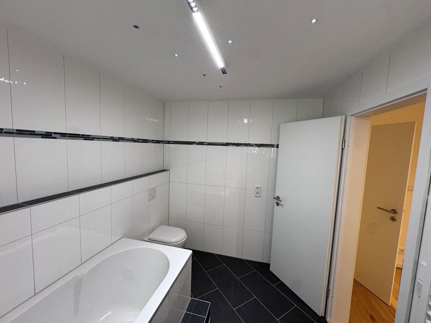 Prodej bytu 2+kk 64 m², Hamburg, Hamburg Prodej bytu 2+kk 64 m², Hamburg, Hamburg