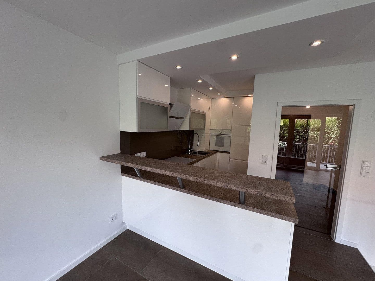 Prodej bytu 2+kk 64 m², Hamburg, Hamburg Prodej bytu 2+kk 64 m², Hamburg, Hamburg