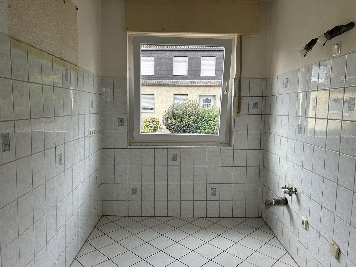 Prodej domu 113 m², pozemek 558 m², Bergkamen, Severní Porýní-Vestfálsko Prodej domu 113 m², pozemek 558 m², Bergkamen, Severní Porýní-Vestfálsko