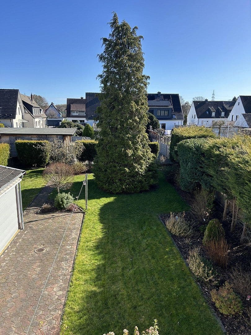 Prodej domu 113 m², pozemek 558 m², Bergkamen, Severní Porýní-Vestfálsko Prodej domu 113 m², pozemek 558 m², Bergkamen, Severní Porýní-Vestfálsko