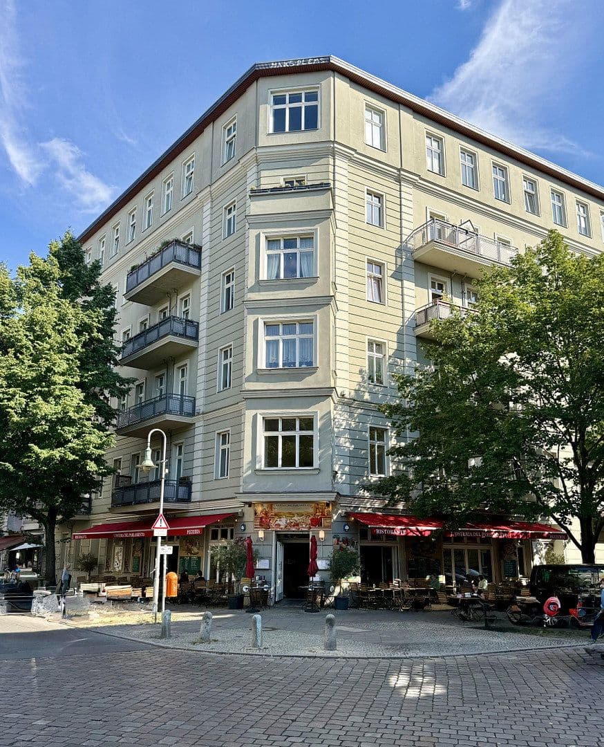 Prodej bytu 2+1 89 m², Dunckerstr. 8a, Berlin, Berlín Prodej bytu 2+1 89 m², Dunckerstr. 8a, Berlin, Berlín