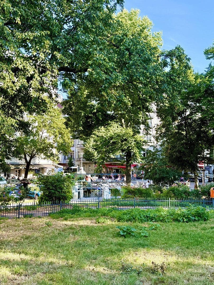 Prodej bytu 2+1 89 m², Dunckerstr. 8a, Berlin, Berlín Prodej bytu 2+1 89 m², Dunckerstr. 8a, Berlin, Berlín