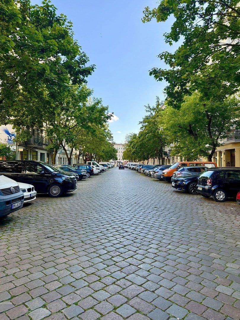 Prodej bytu 2+1 89 m², Dunckerstr. 8a, Berlin, Berlín Prodej bytu 2+1 89 m², Dunckerstr. 8a, Berlin, Berlín