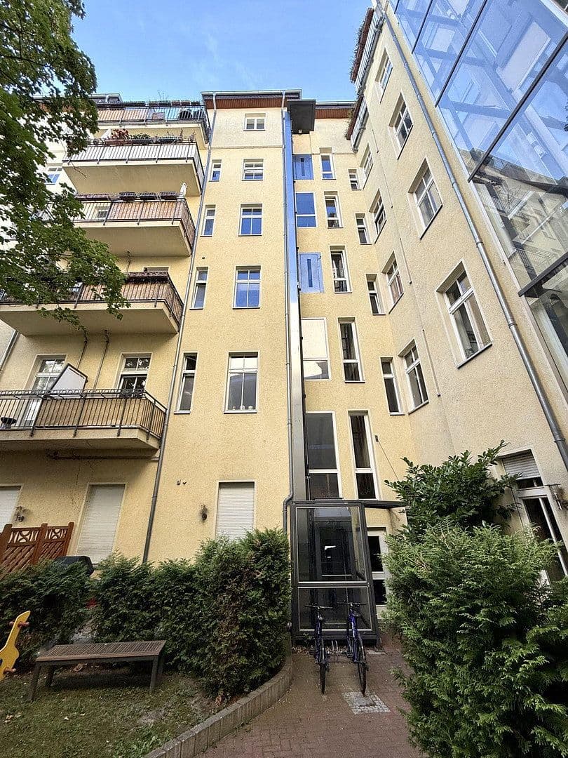 Prodej bytu 2+1 89 m², Dunckerstr. 8a, Berlin, Berlín Prodej bytu 2+1 89 m², Dunckerstr. 8a, Berlin, Berlín