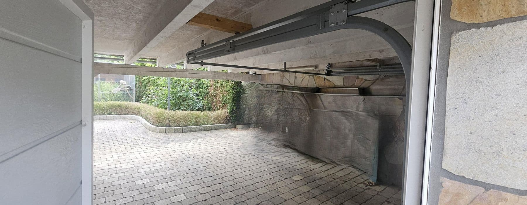 Prodej domu 209 m², pozemek 334 m², Lichtensteinstr., 64, Reutlingen, Bádensko-Württembersko Prodej domu 209 m², pozemek 334 m², Lichtensteinstr., 64, Reutlingen, Bádensko-Württembersko